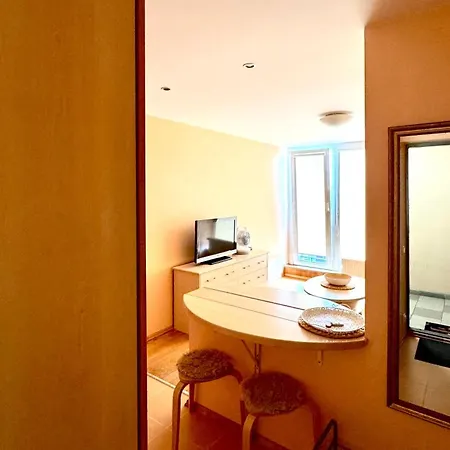 Julijos Apartamentai - Free Parking - Easy Check-in Appartement